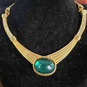 Green And Pave Choker